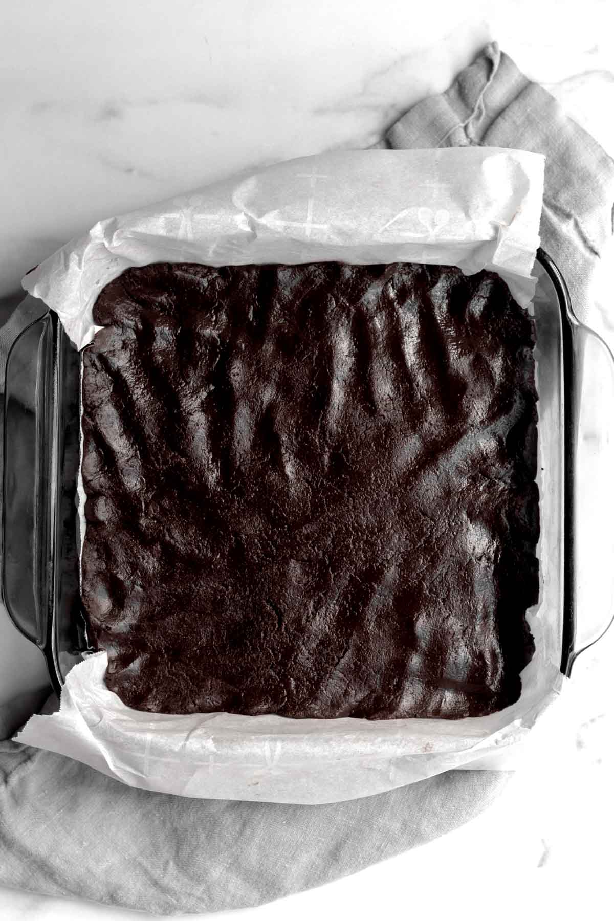 Smoothing out the top of the brownies.