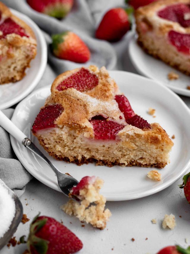 Egg Free Strawberry Cake