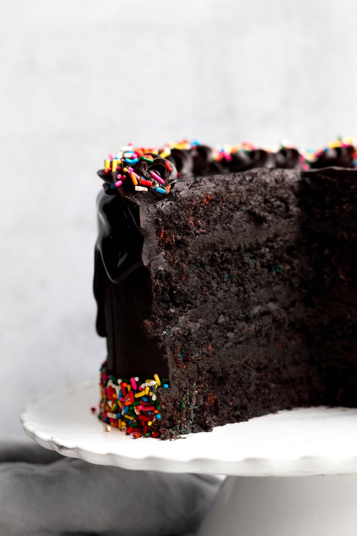 A look at the alternating layers of chocolate cake and frosting.