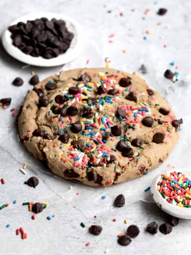 Single Serve Chocolate Chip Cookie