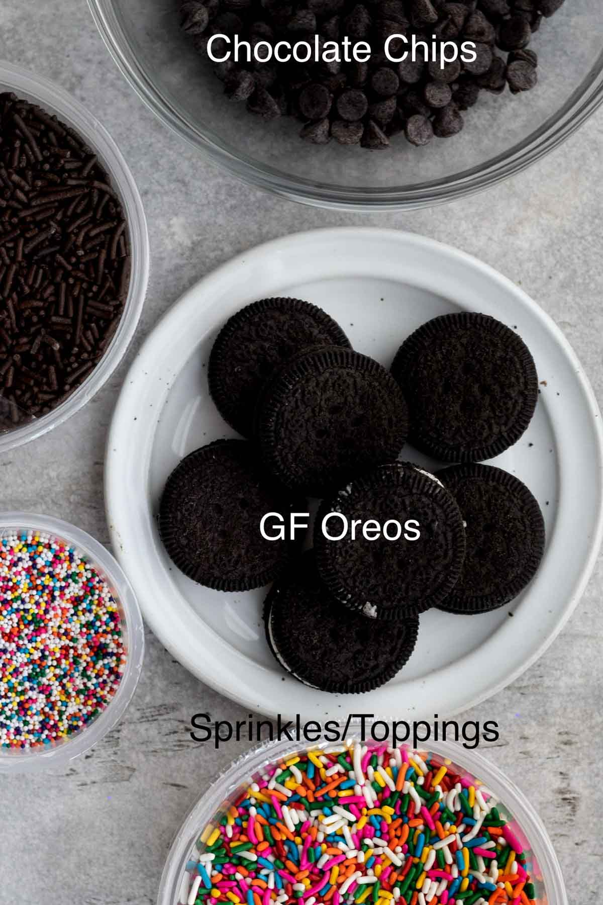 The ingredients for Chocolate Covered Oreos with their text names.