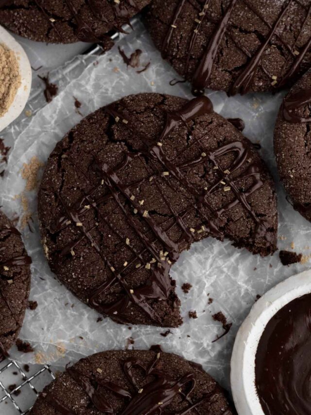 Chewy Chocolate Ginger Cookies