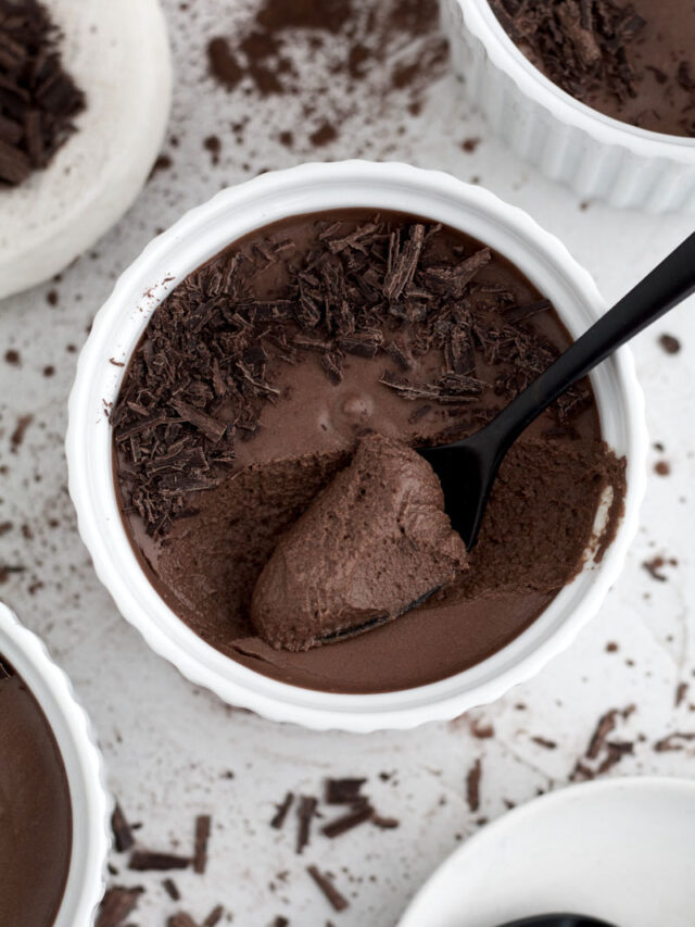 Easy Eggless Chocolate Mousse