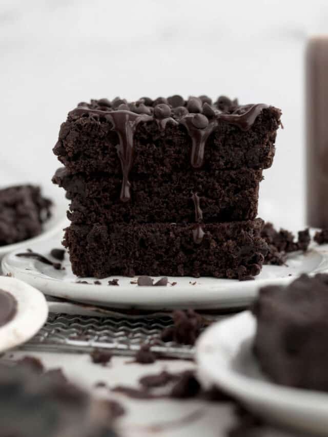 Chocolate Loaf Cake with Chocolate Icing
