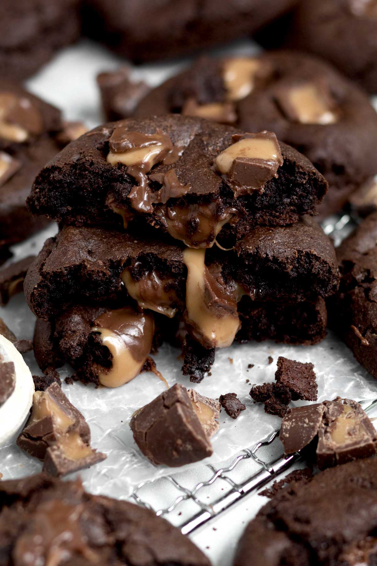 A stack of caramel chocolate Rolo Cookies tempt you with their dark sweetness.